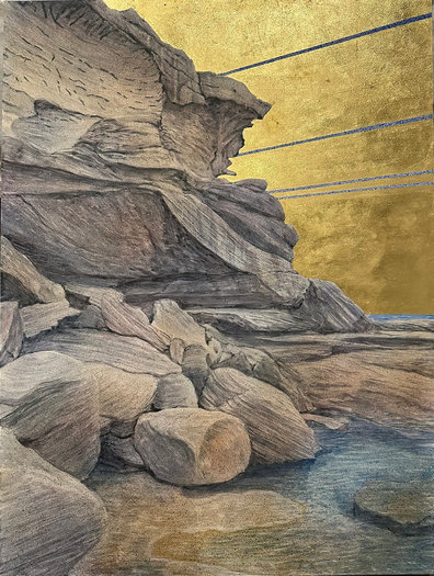 Tamarama cliff, 2023.  Tempera, gold leaf and resin on board.  61 x 46cm. 